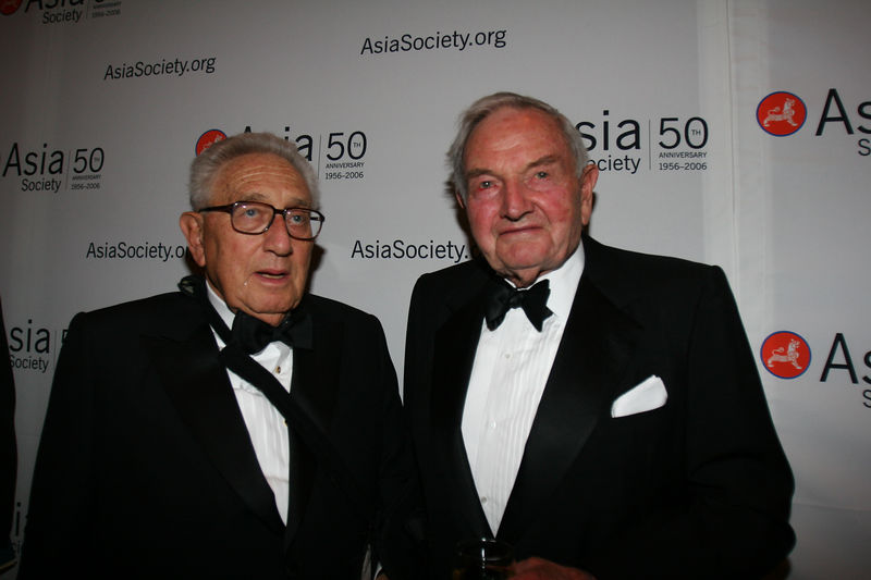 The Deep State: Follow the Rothschild, Soros, and Rockefeller Money Henry-kissinger-e-david-rockefeller